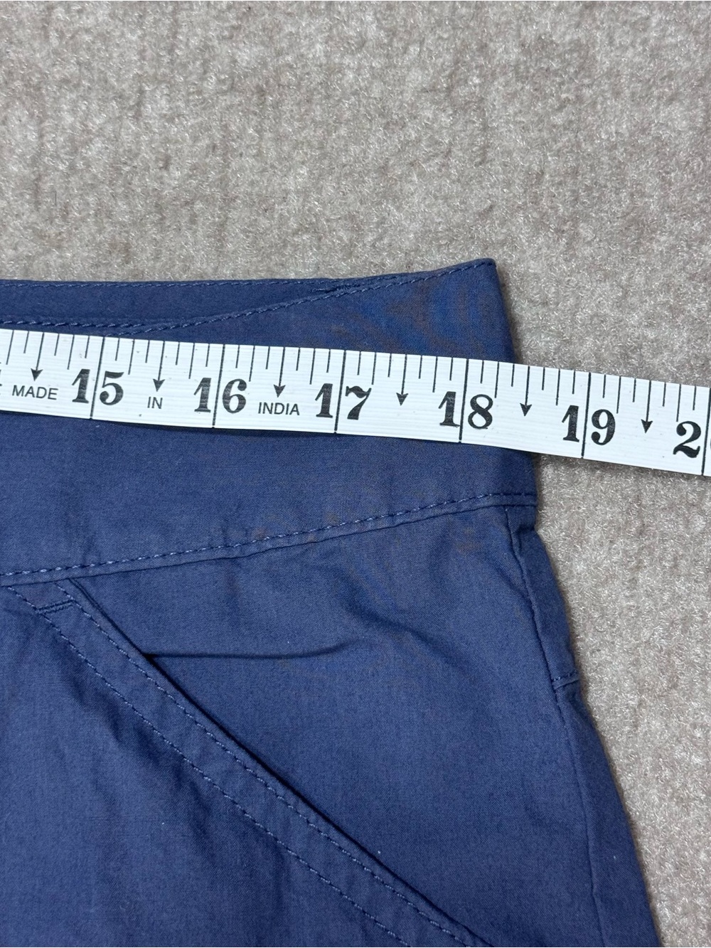 Columbia Blue Everyday Casual Chino Shorts Button/Zipper Closure Size 14 *Flaw* - Picture 7 of 12